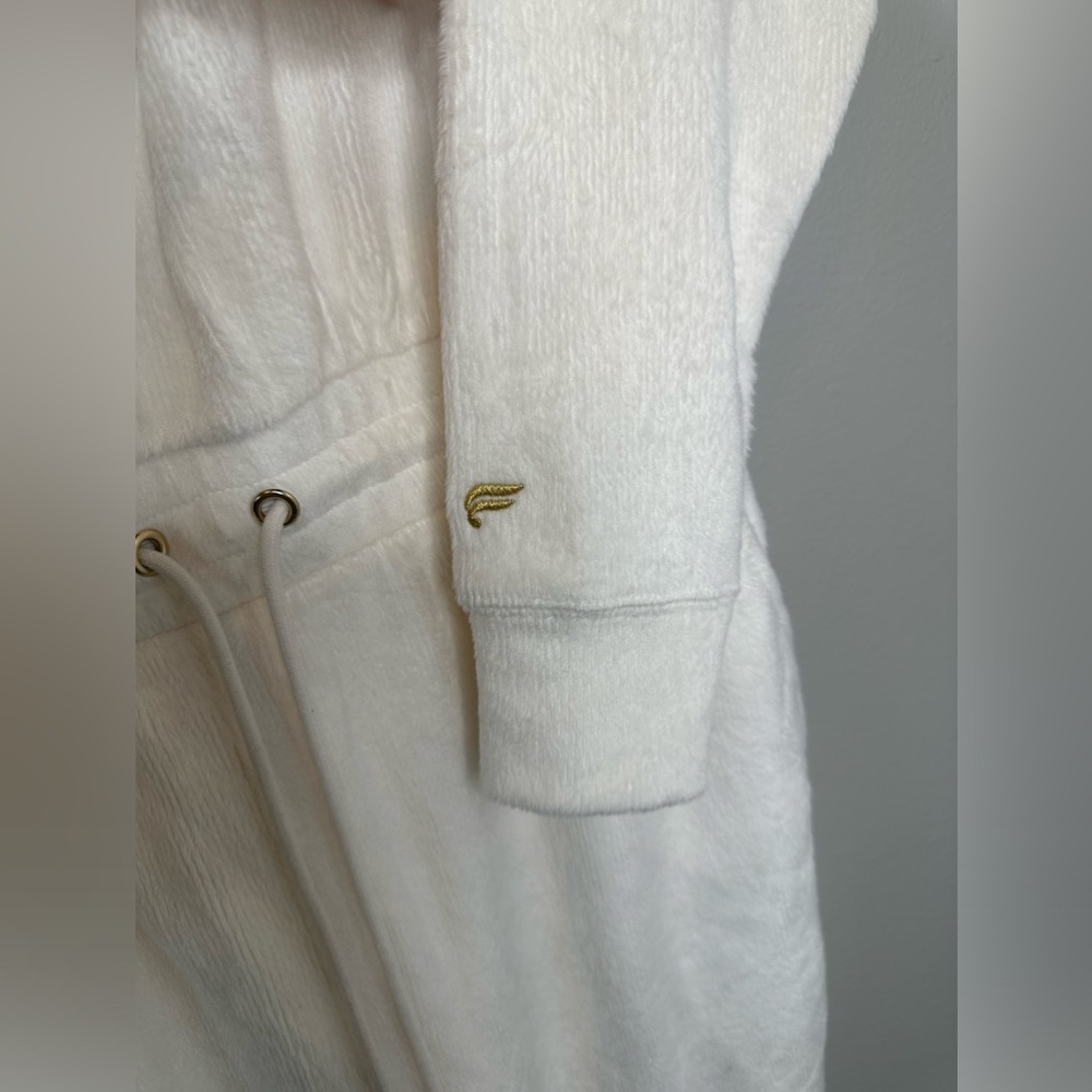 Fabletics Cozy Corduroy Off Shoulder Jumpsuit Size Large Bone One Piece - Picture 3 of 6